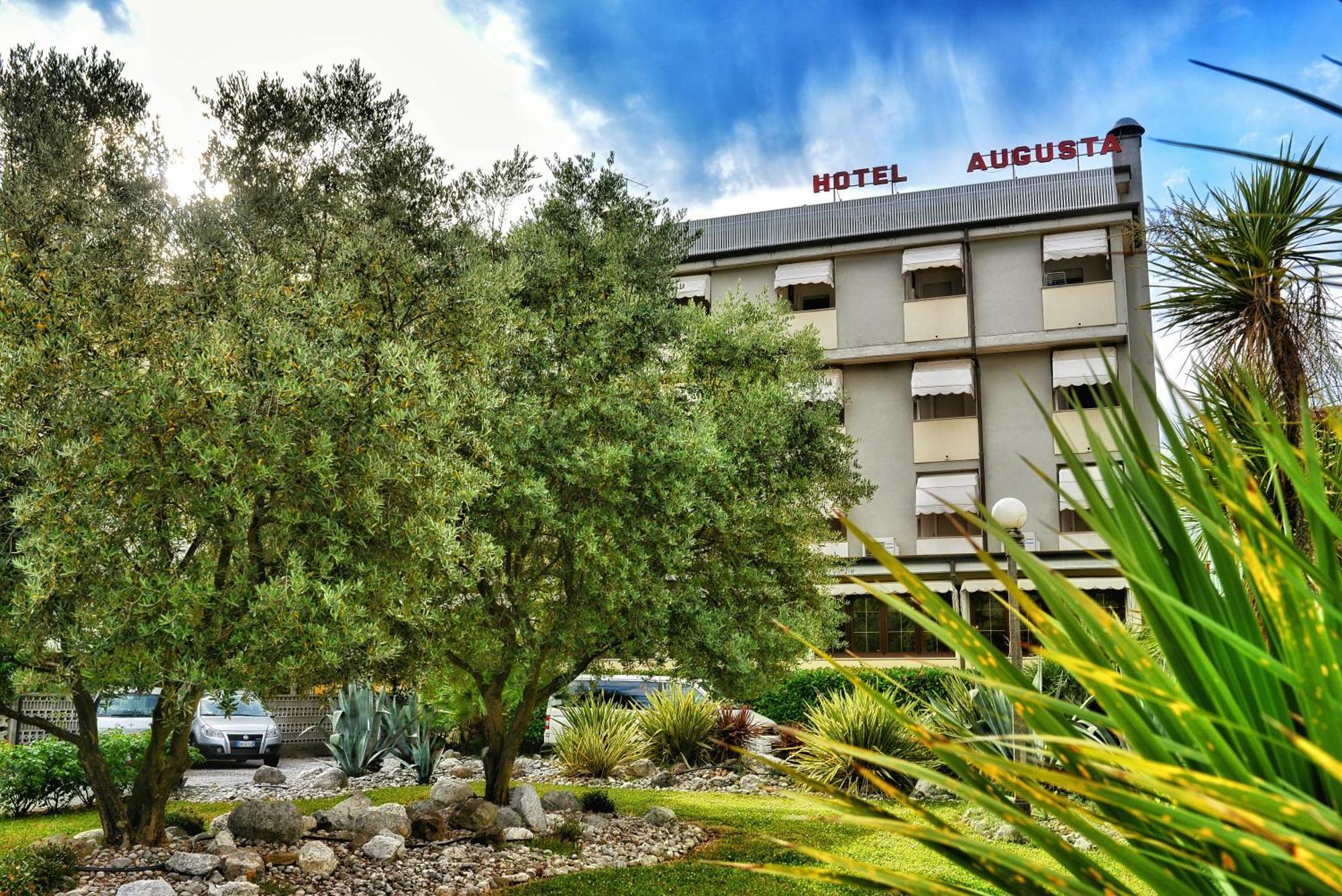 Hotel Villa Augusta Grado Extérieur photo